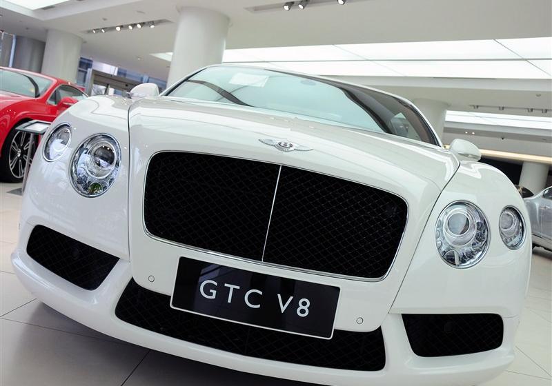 2012 4.0T GTC V8